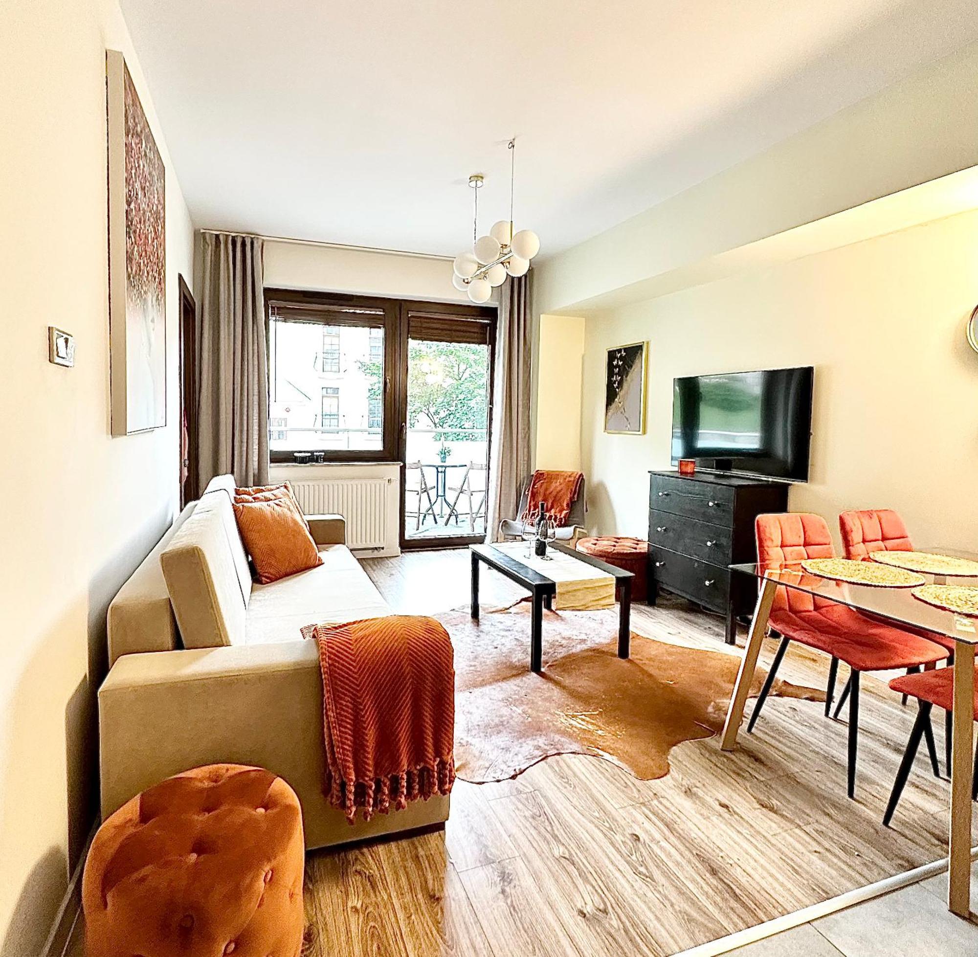 Przy Bulwarach Apartment *